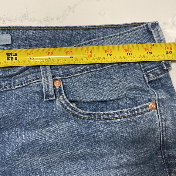 ❗2/$10❗Old Navy Jean capri size 16 - Picture 6 of 8